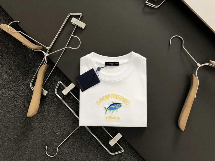 Picture of Louis Vuitton T Shirts Short _SKULVS-2XLtltx797745